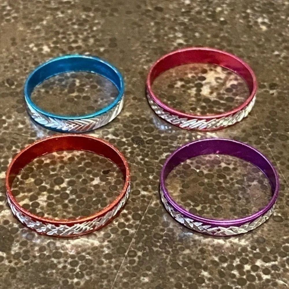 NEW - Fine Fashion Unisex Lightweight Aluminum 4 Count Rings (Classic Assorted)